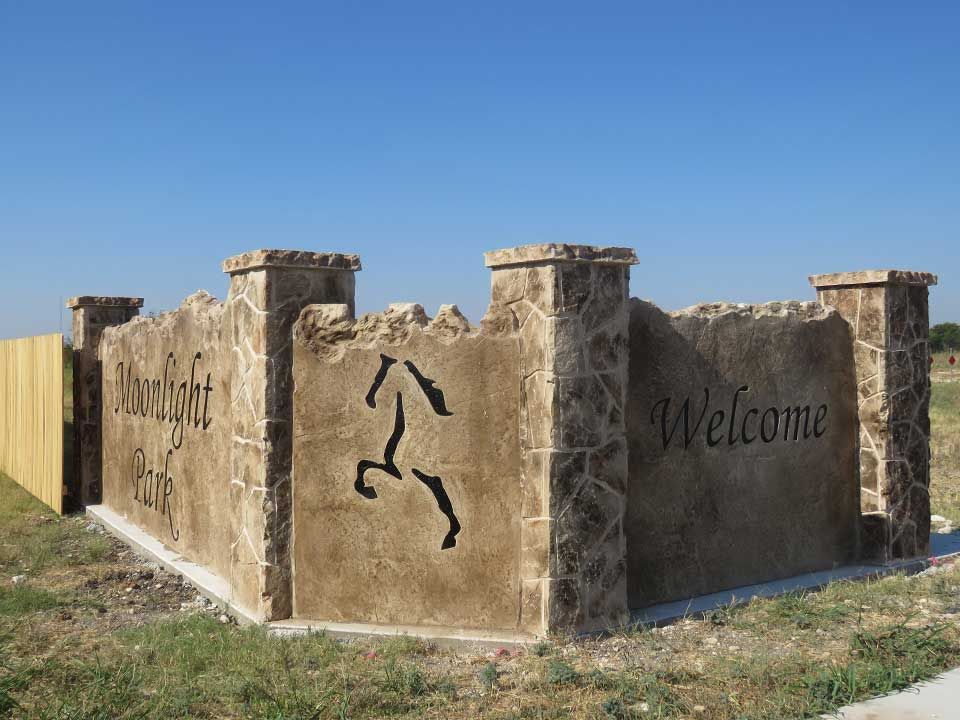 Moonlight Park Welcome